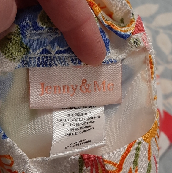 Jenny & Me baby dress size 6-9 months. Spring dress with pretty florals - Picture 3 of 5